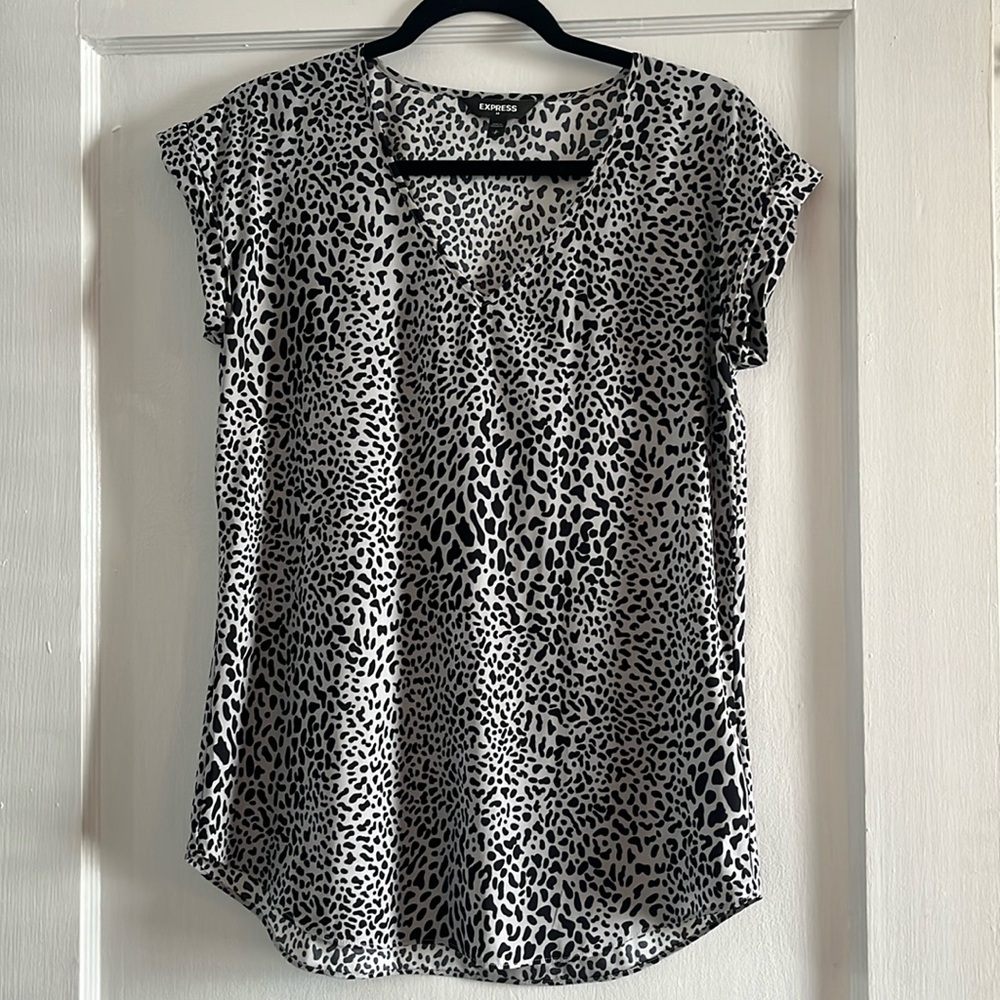 Express blouse animal print